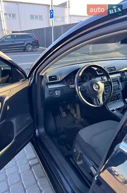 Универсал Volkswagen Passat 2011 в 