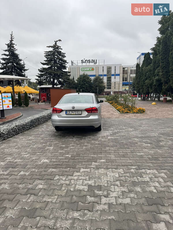 Седан Volkswagen Passat 2014 в Чернівцях