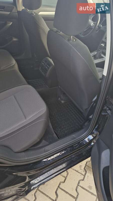 Универсал Volkswagen Passat 2016 в Житомире