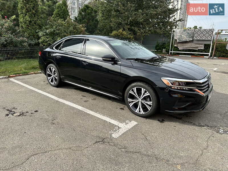 Седан Volkswagen Passat 2020 в Харкові