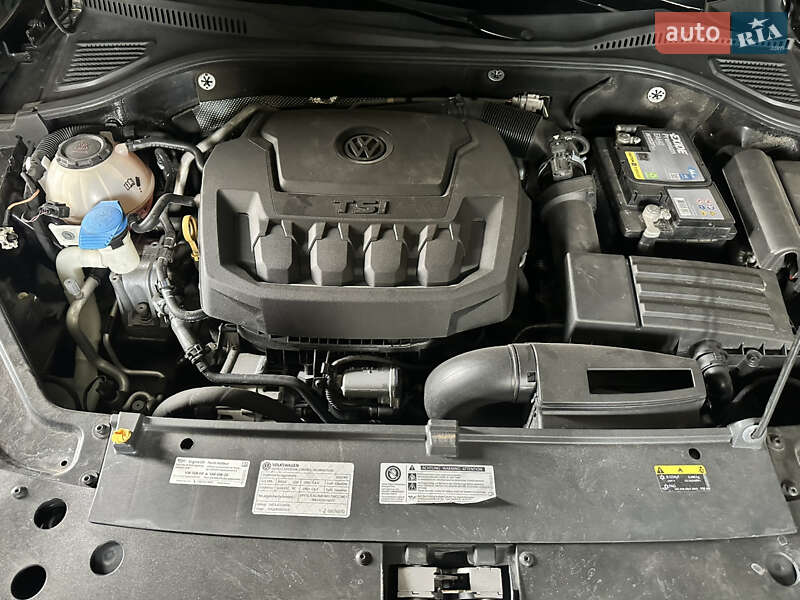 Седан Volkswagen Passat 2020 в Харкові