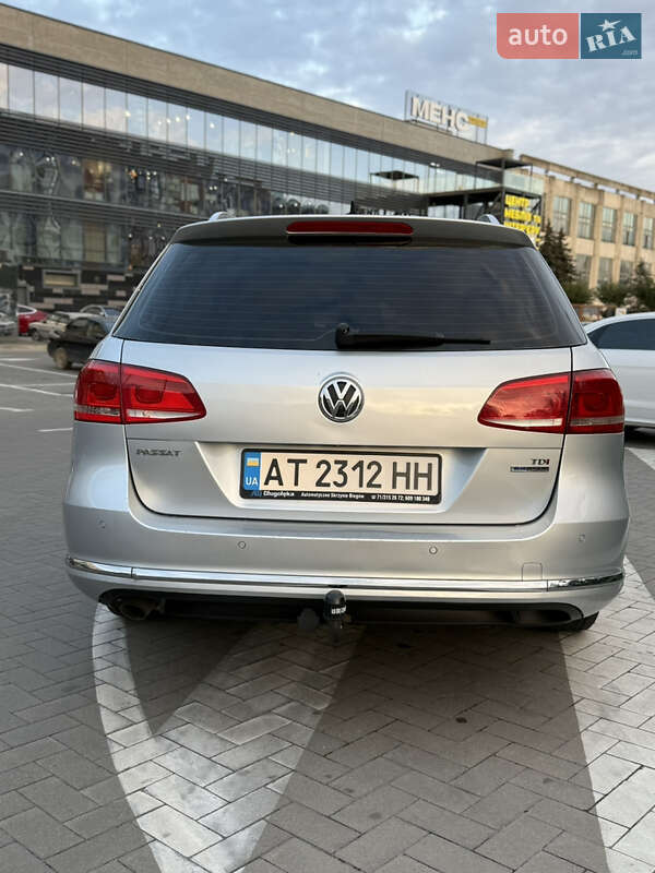 Універсал Volkswagen Passat 2013 в Івано-Франківську