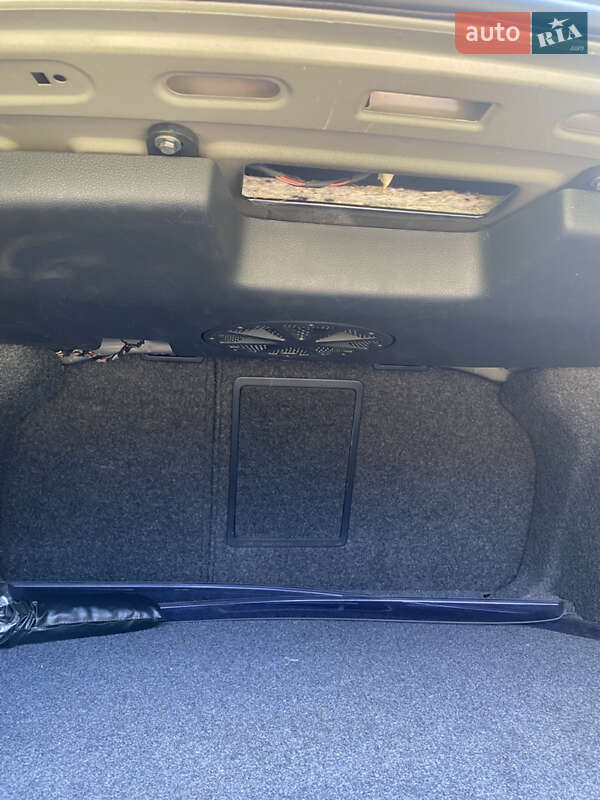 Седан Volkswagen Passat 2012 в Умани