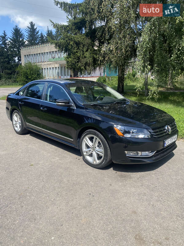 Седан Volkswagen Passat 2012 в Умани