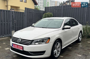 Седан Volkswagen Passat 2014 в Львове