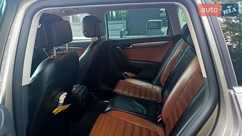 Универсал Volkswagen Passat 2012 в Чернигове