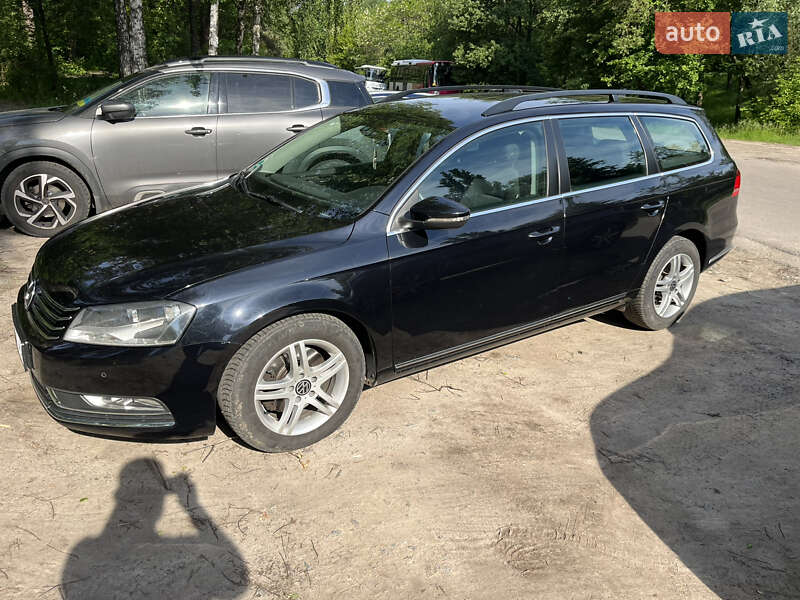 Универсал Volkswagen Passat 2011 в Казатине