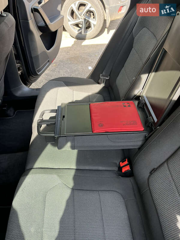 Универсал Volkswagen Passat 2011 в Казатине