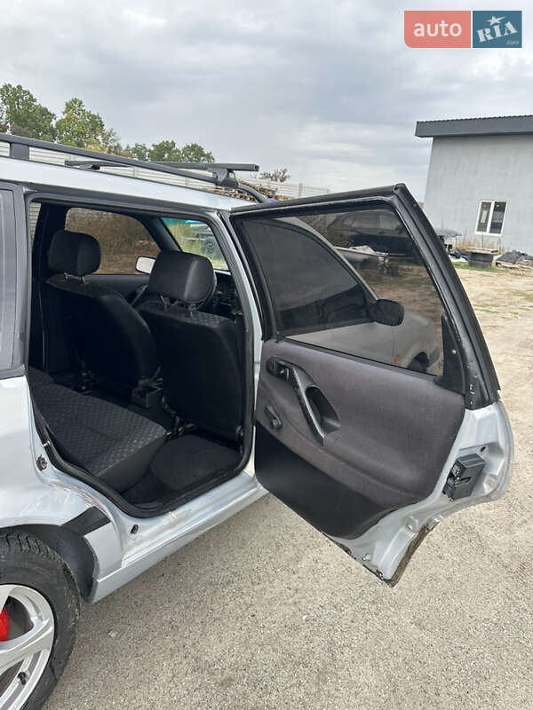 Универсал Volkswagen Passat 1996 в Вышгороде