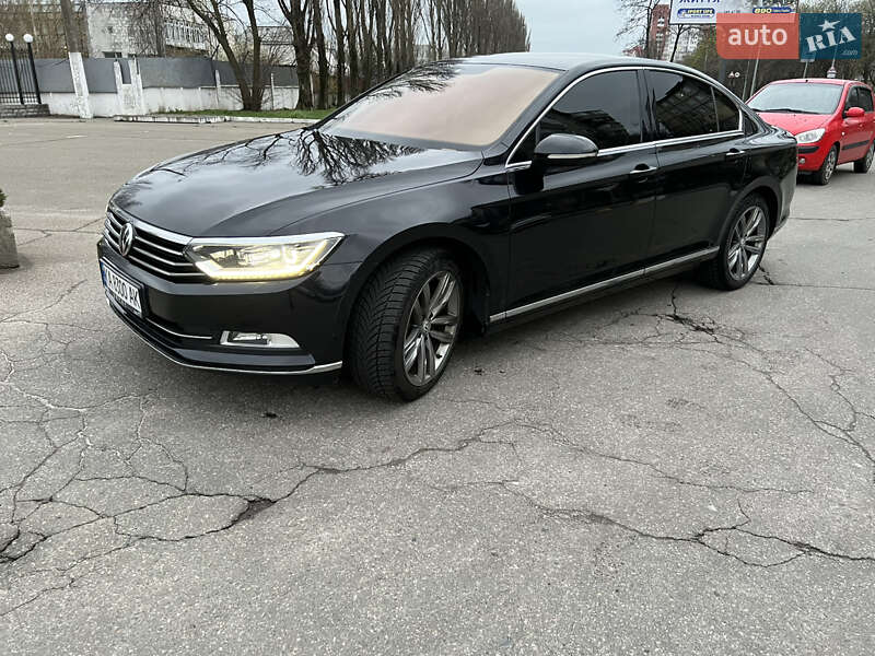 Седан Volkswagen Passat 2019 в Києві