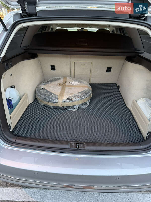 Универсал Volkswagen Passat 2011 в Киеве