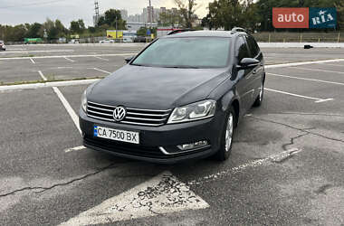Универсал Volkswagen Passat 2011 в Киеве