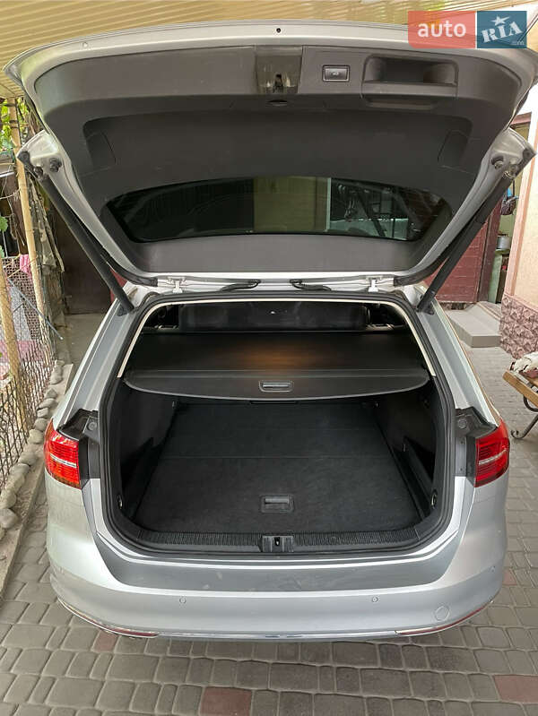 Универсал Volkswagen Passat 2015 в Первомайске