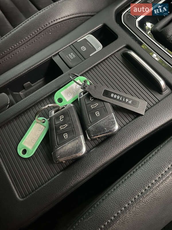 Универсал Volkswagen Passat 2015 в Первомайске