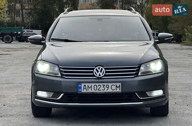Универсал Volkswagen Passat 2012 в 