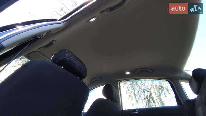 Седан Volkswagen Passat 2002 в Чернигове фото 12 Седан Volkswagen Passat 2002 в Чернигове