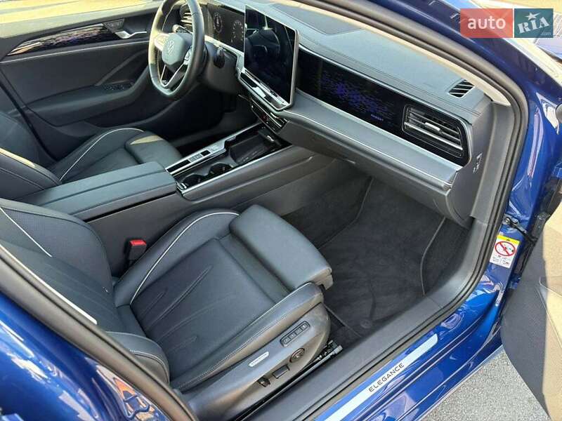 Універсал Volkswagen Passat 2024 в Івано-Франківську