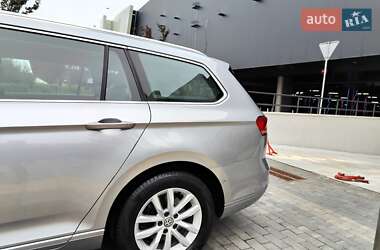 Универсал Volkswagen Passat 2019 в 