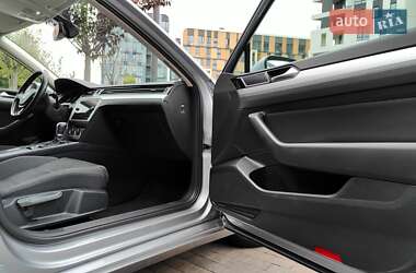 Универсал Volkswagen Passat 2019 в 