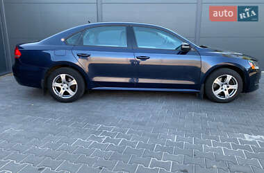 Седан Volkswagen Passat 2014 в 