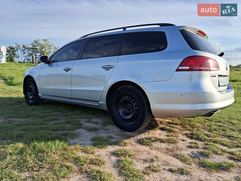 Універсал Volkswagen Passat 2011 в Києві фото 59 Універсал Volkswagen Passat 2011 в Києві