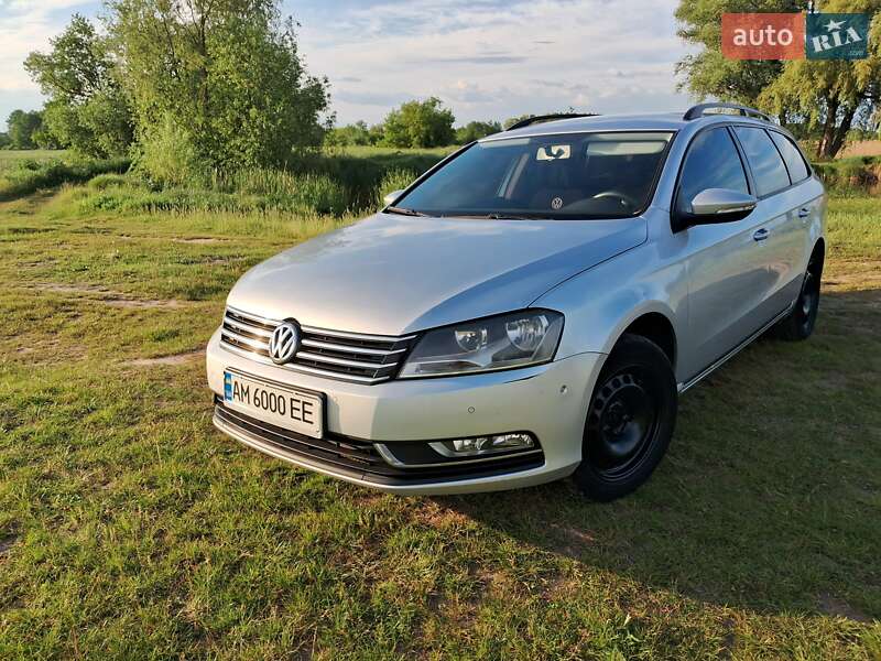 Універсал Volkswagen Passat 2011 в Києві фото 66 Універсал Volkswagen Passat 2011 в Києві