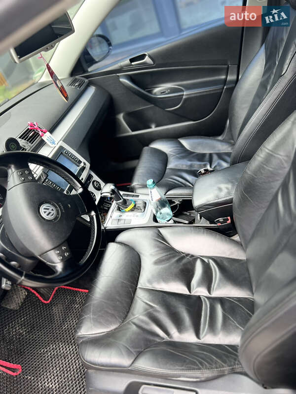 Универсал Volkswagen Passat 2008 в Ровно