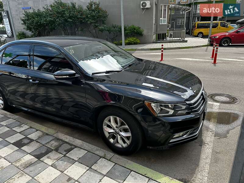 Седан Volkswagen Passat 2018 в Києві фото 13 Седан Volkswagen Passat 2018 в Києві