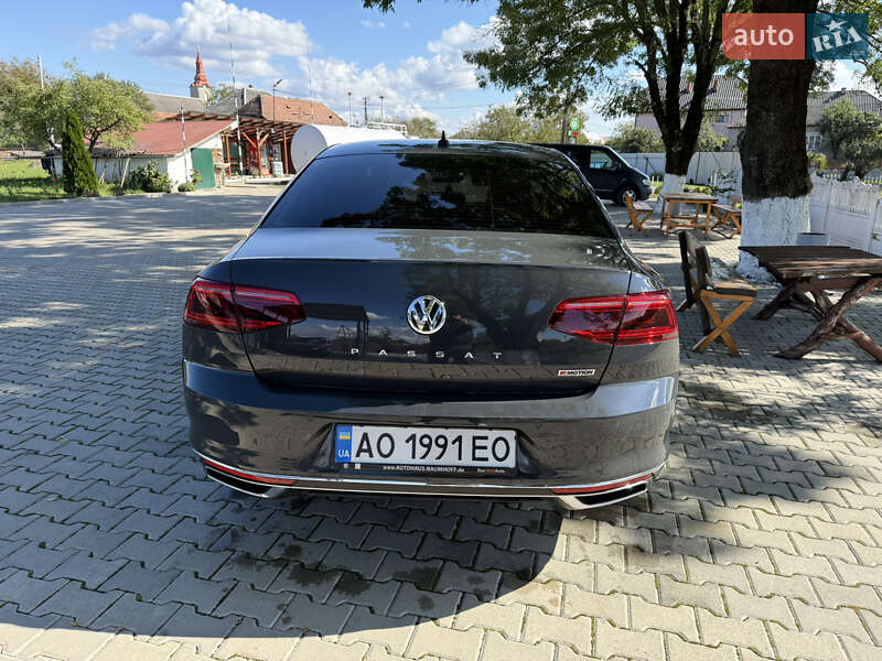 Седан Volkswagen Passat 2020 в Виноградове