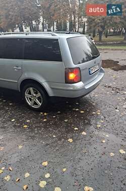 Универсал Volkswagen Passat 2003 в 