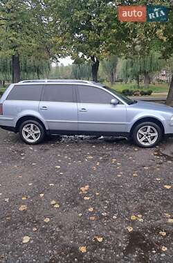 Универсал Volkswagen Passat 2003 в 
