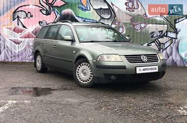 Універсал Volkswagen Passat 2001 в Києві