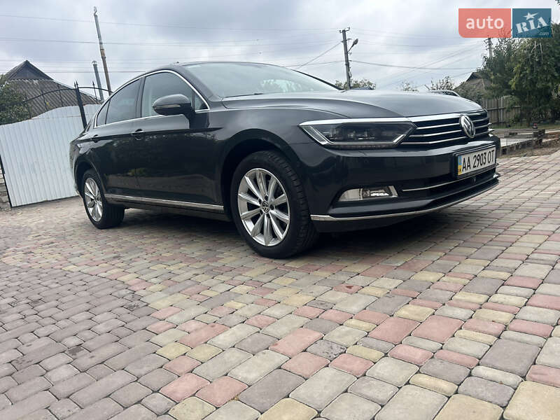 Седан Volkswagen Passat 2015 в Хороле фото 7 Седан Volkswagen Passat 2015 в Хороле