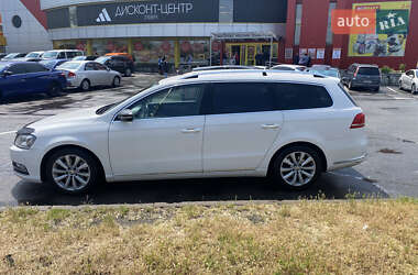 Універсал Volkswagen Passat 2014 в Києві