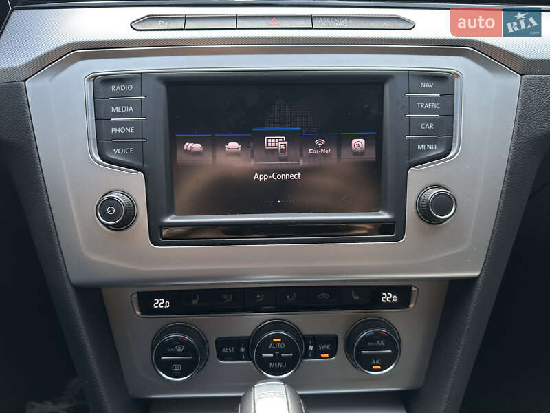 Универсал Volkswagen Passat 2016 в Житомире фото 43 Универсал Volkswagen Passat 2016 в Житомире