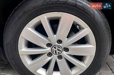 Универсал Volkswagen Passat 2012 в 