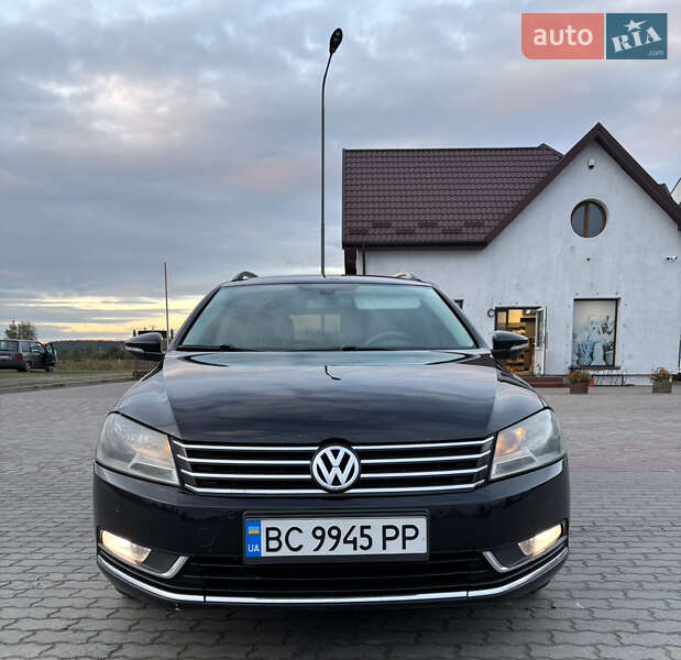 Универсал Volkswagen Passat 2010 в Яворове