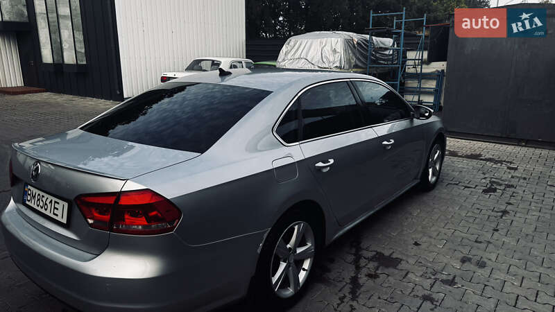 Седан Volkswagen Passat 2011 в Сумах