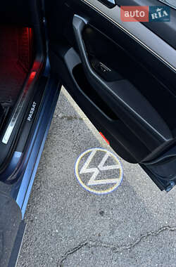 Универсал Volkswagen Passat 2015 в 