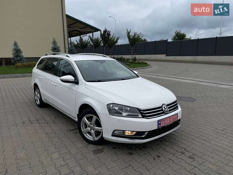 Универсал Volkswagen Passat 2011 в Луцке фото 2 Универсал Volkswagen Passat 2011 в Луцке
