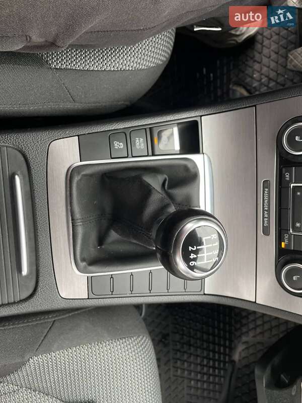 Универсал Volkswagen Passat 2011 в Луцке фото 57 Универсал Volkswagen Passat 2011 в Луцке