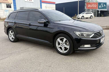 Универсал Volkswagen Passat 2015 в Чернигове