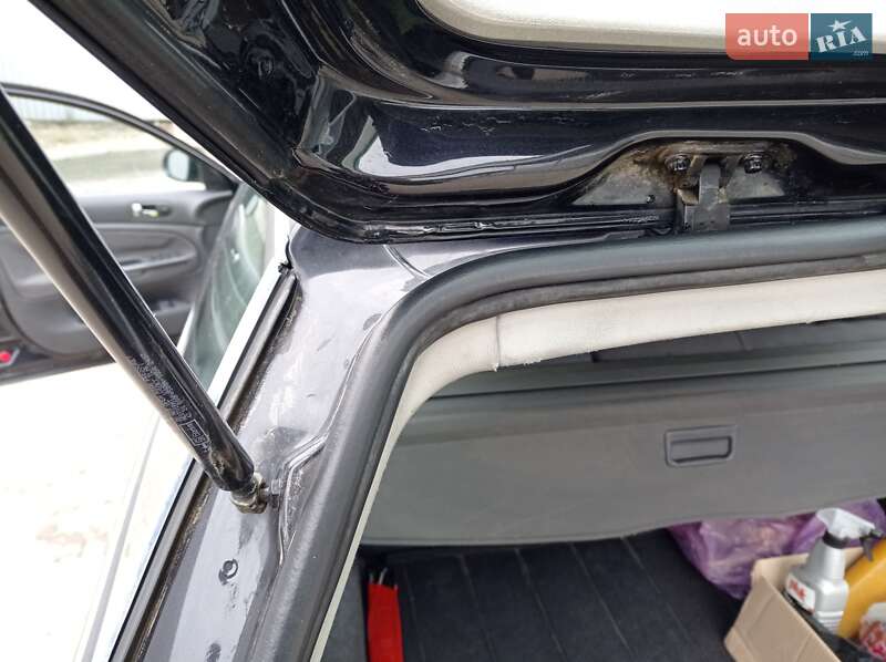 Універсал Volkswagen Passat 2004 в Чернівцях фото 63 Універсал Volkswagen Passat 2004 в Чернівцях