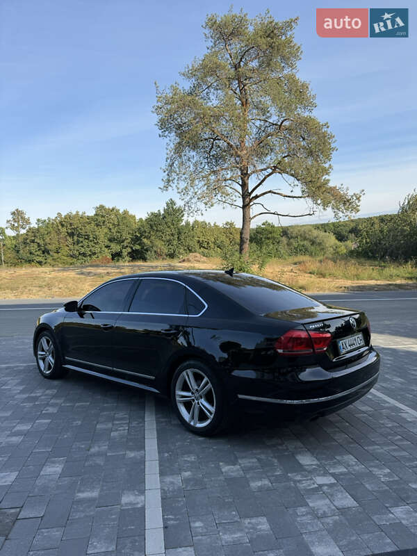 Седан Volkswagen Passat 2014 в Ужгороді фото 8 Седан Volkswagen Passat 2014 в Ужгороді