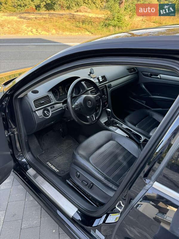 Седан Volkswagen Passat 2014 в Ужгороді фото 20 Седан Volkswagen Passat 2014 в Ужгороді