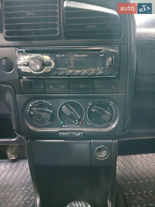 Універсал Volkswagen Passat 1994 в Сваляві