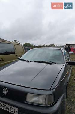 Седан Volkswagen Passat 1991 в Выгоде