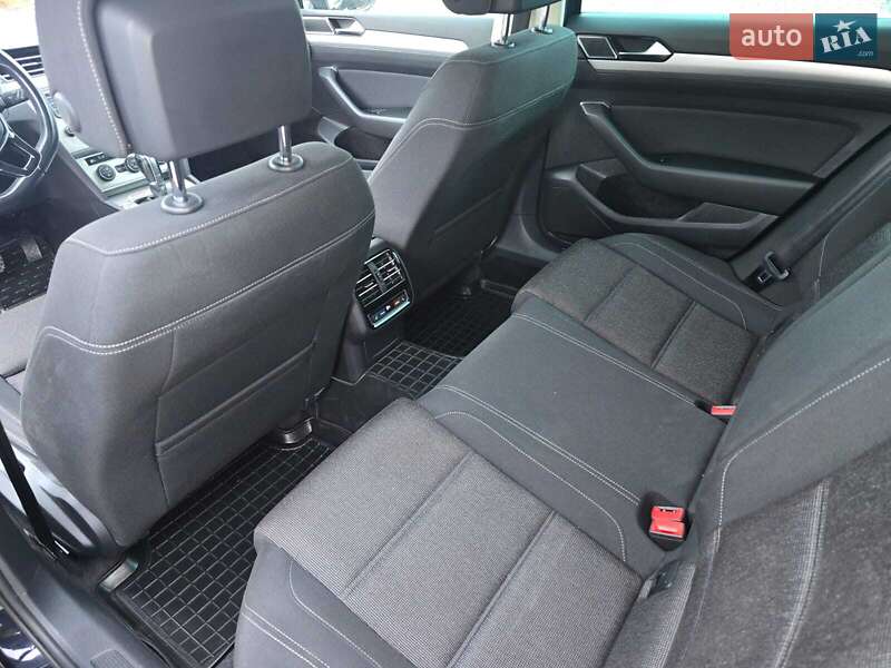 Универсал Volkswagen Passat 2016 в Стрые