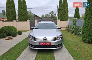 Седан Volkswagen Passat 2015 в Ужгороді