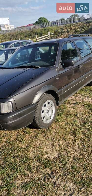 Универсал Volkswagen Passat 1990 в Сарнах